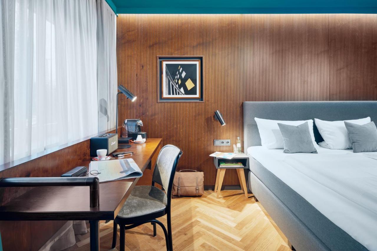 Art Hotel Tucholsky Bochum Bagian luar foto